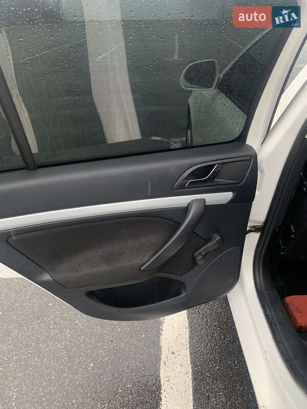 Универсал Skoda Octavia 2011 в Ужгороде