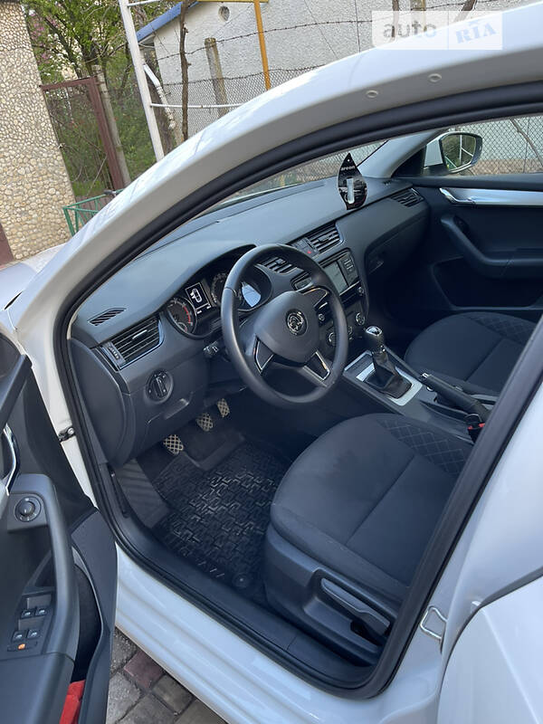 Лифтбек Skoda Octavia 2019 в Одессе