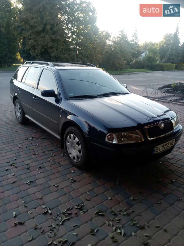Универсал Skoda Octavia 2001 в 