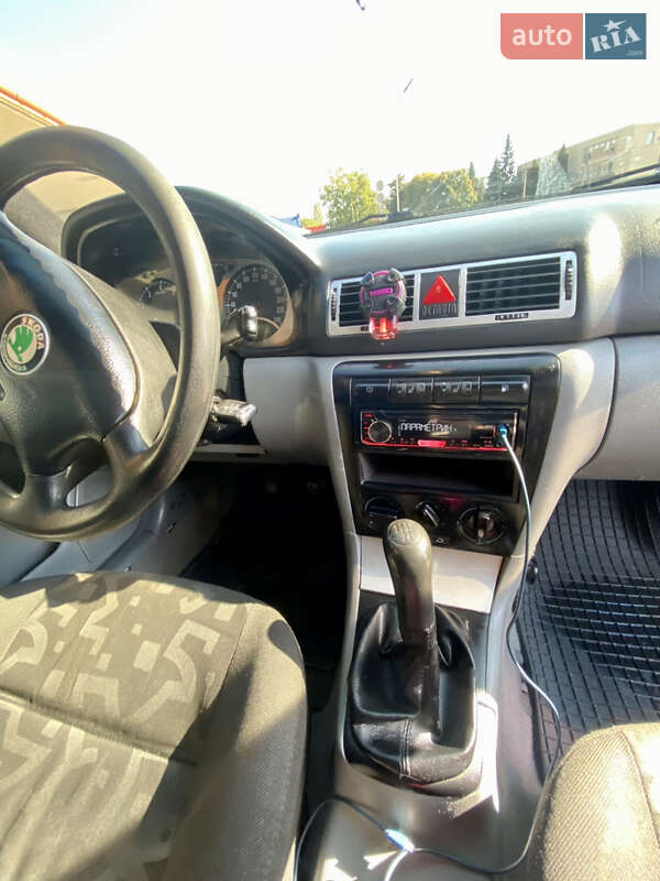 Універсал Skoda Octavia 2000 в Ужгороді