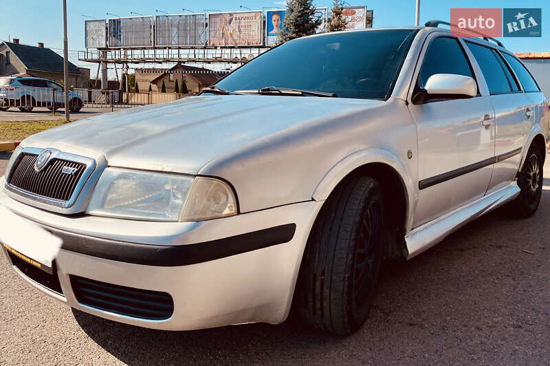 Універсал Skoda Octavia 2000 в Ужгороді