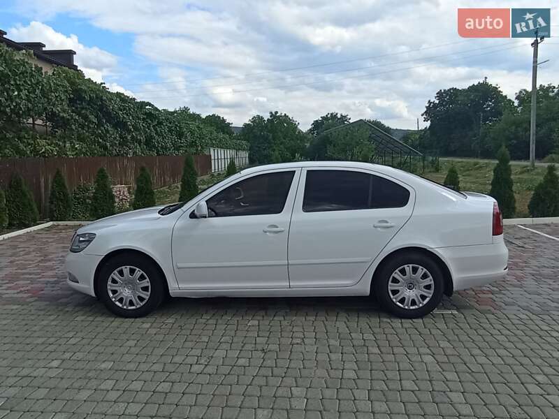Лифтбек Skoda Octavia 2011 в Полтаве фото 8 Лифтбек Skoda Octavia 2011 в Полтаве