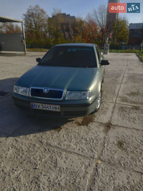 Лифтбек Skoda Octavia 2001 в Каменец-Подольском