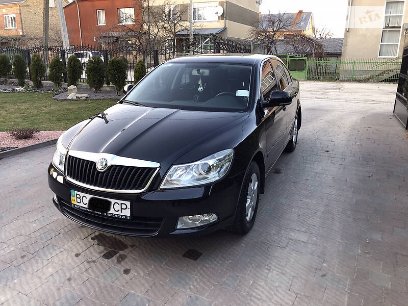 Лифтбек Skoda Octavia 2012 в Золочеве