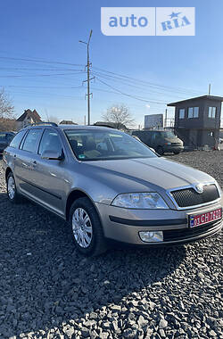 Универсал Skoda Octavia 2008 в Луцке