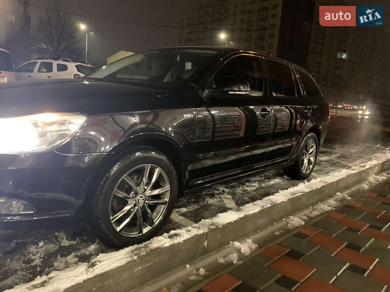 Универсал Skoda Octavia 2011 в Виннице