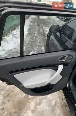 Универсал Skoda Octavia 2011 в 