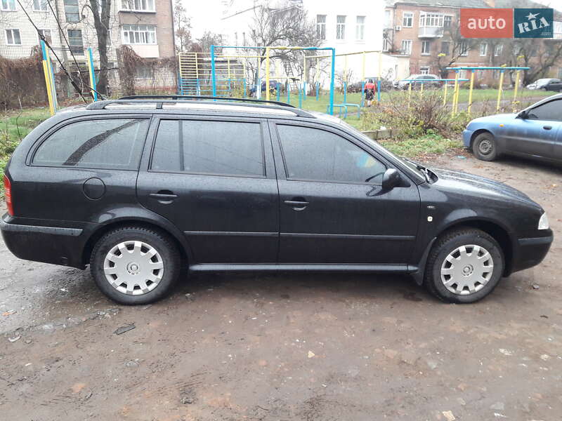 Універсал Skoda Octavia 2003 в Прилуках