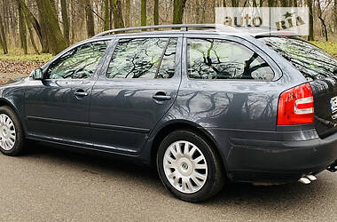 Универсал Skoda Octavia 2007 в Черновцах