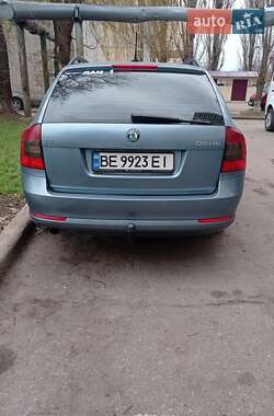 Універсал Skoda Octavia 2011 в 