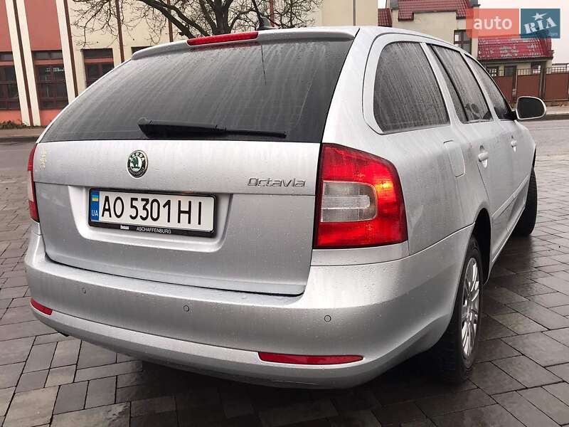 Універсал Skoda Octavia 2010 в Хусті