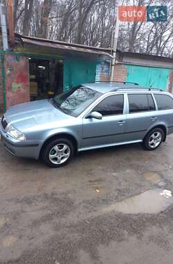 Універсал Skoda Octavia 2003 в Полтаві