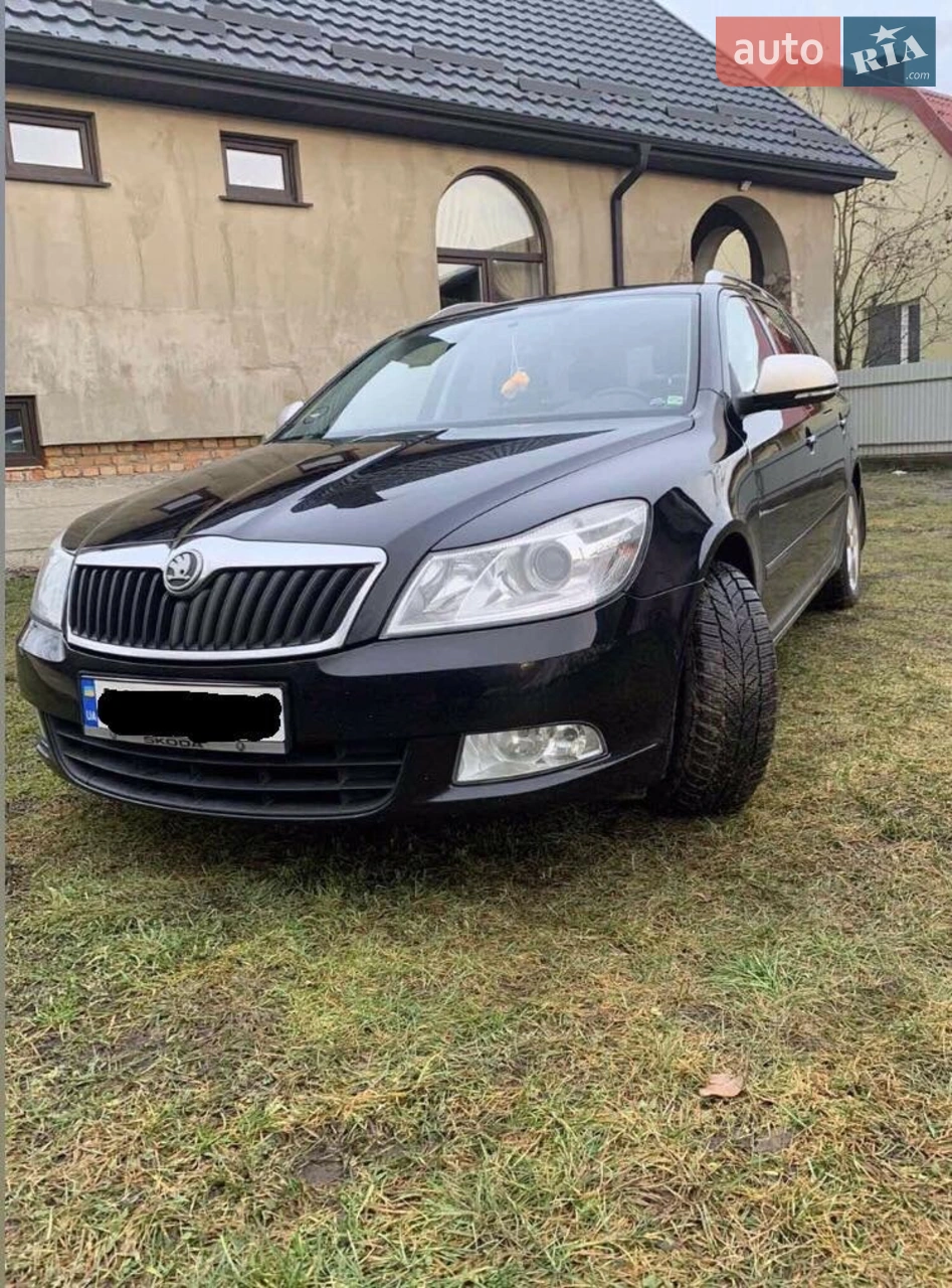 2010 Skoda Octavia - мініатюра 16