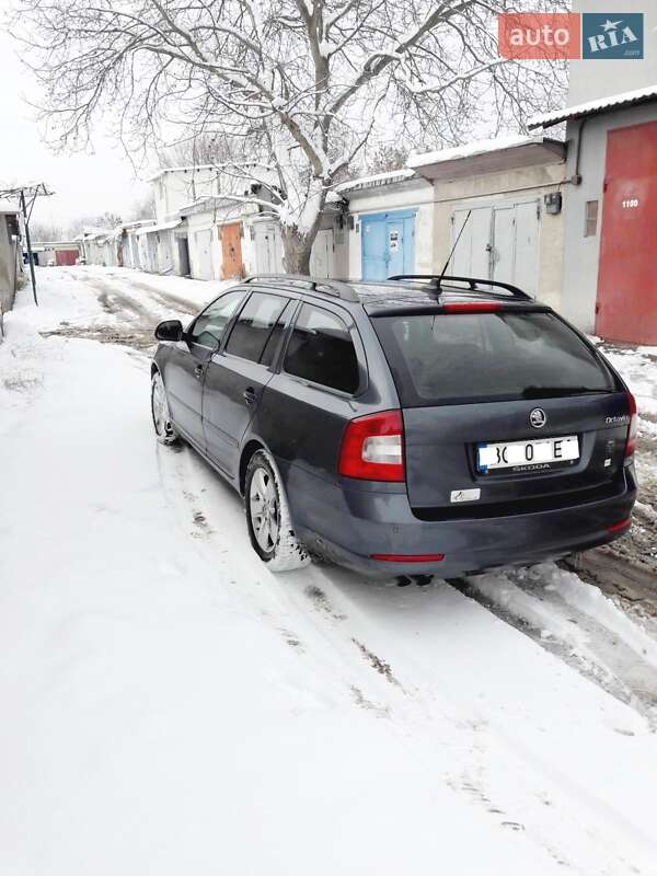 Универсал Skoda Octavia 2009 в Тернополе