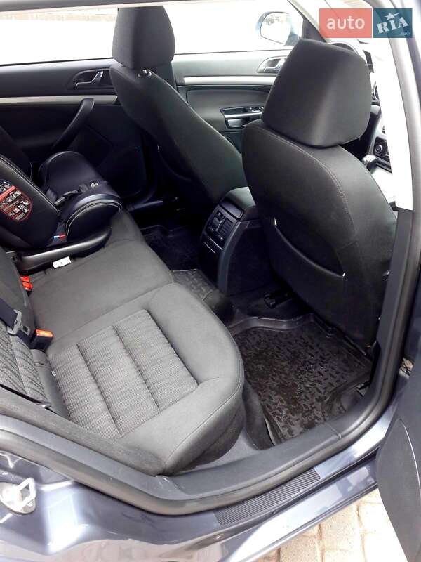 Универсал Skoda Octavia 2009 в Тернополе