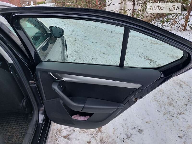 Лифтбек Skoda Octavia 2016 в Василькове фото 21 Лифтбек Skoda Octavia 2016 в Василькове