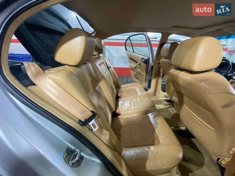Ліфтбек Skoda Octavia 2000 в Львові