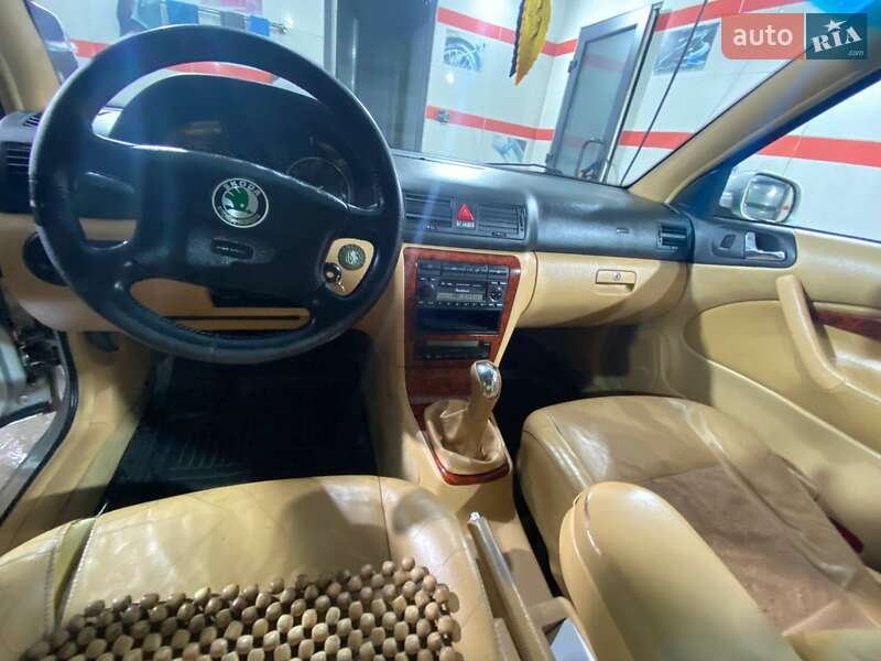 Ліфтбек Skoda Octavia 2000 в Львові