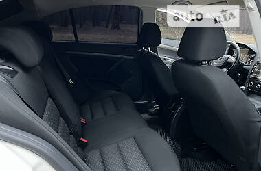 Лифтбек Skoda Octavia 2012 в 