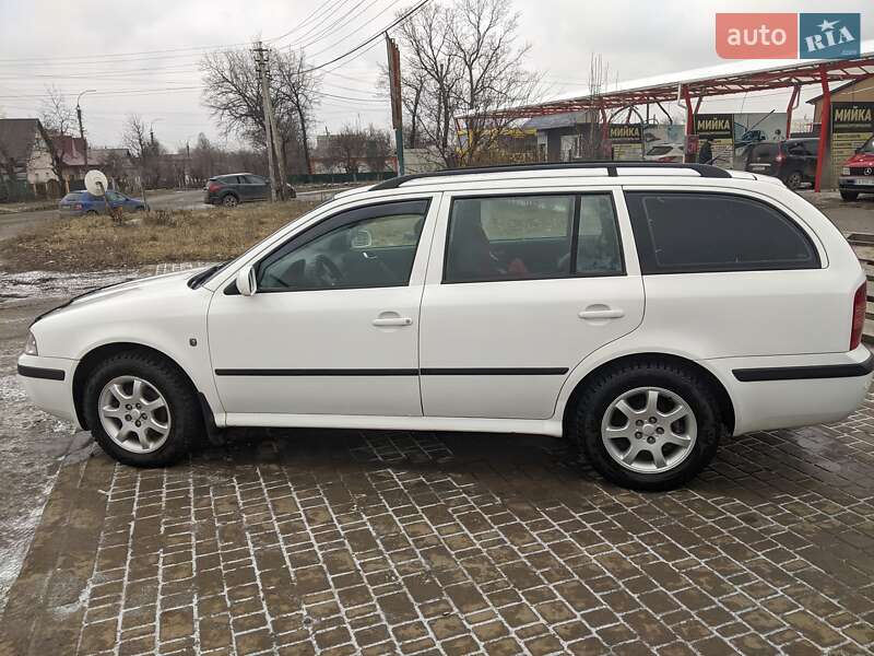 Універсал Skoda Octavia 2008 в Умані