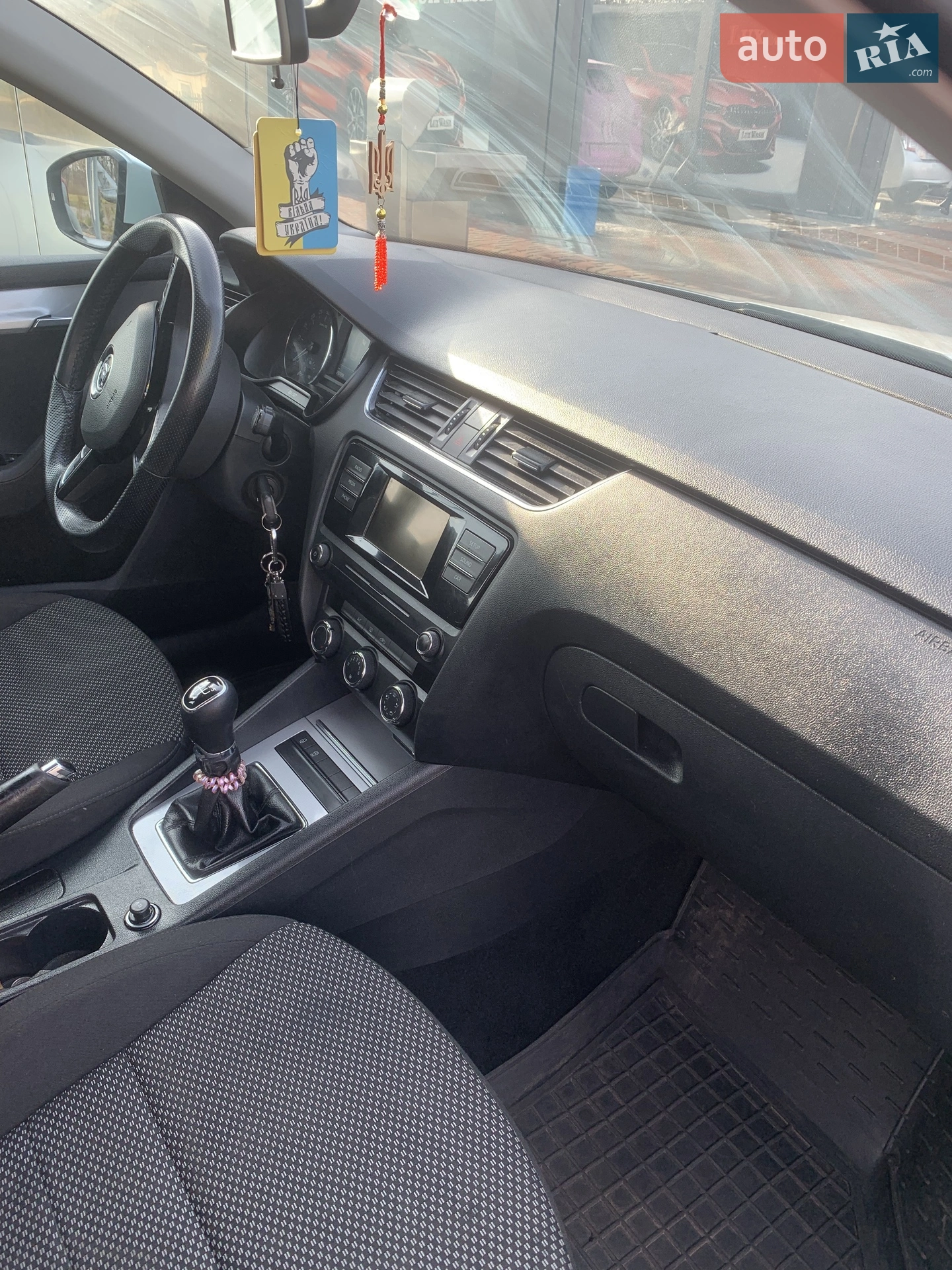 2016 Skoda Octavia - мініатюра 20