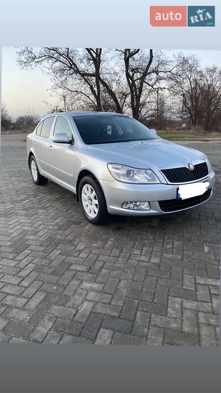 Лифтбек Skoda Octavia 2010 в Каменском