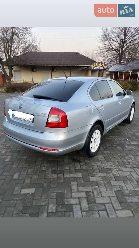 Лифтбек Skoda Octavia 2010 в Каменском