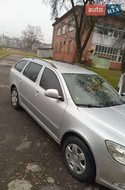 Универсал Skoda Octavia 2013 в Калуше