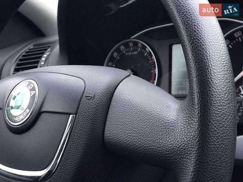 Универсал Skoda Octavia 2008 в Лубнах
