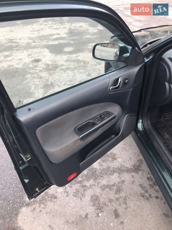 Ліфтбек Skoda Octavia 2002 в Гадячі