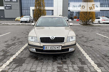 Універсал Skoda Octavia 2004 в Бучі