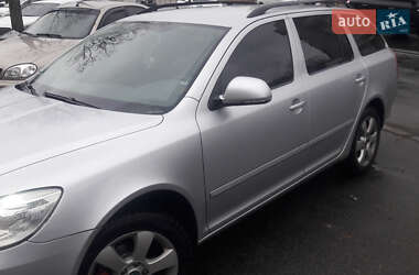 Универсал Skoda Octavia 2009 в 