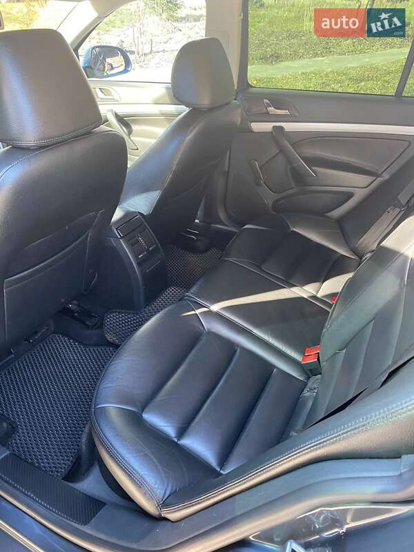 Универсал Skoda Octavia 2010 в Львове