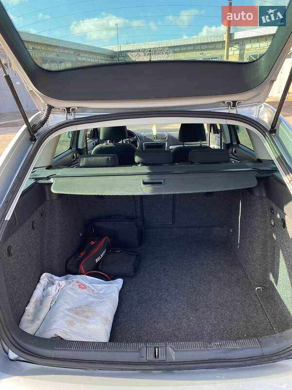 Універсал Skoda Octavia 2012 в Коростені