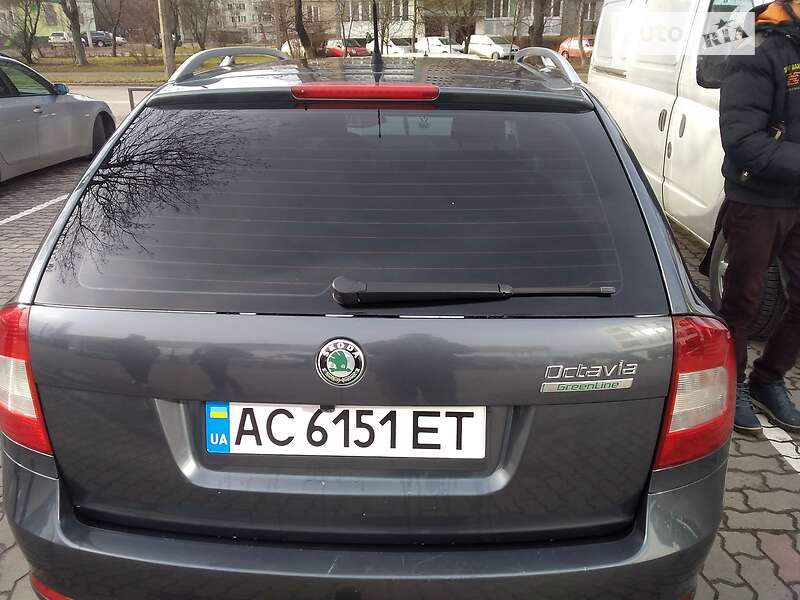 Універсал Skoda Octavia 2010 в Луцьку