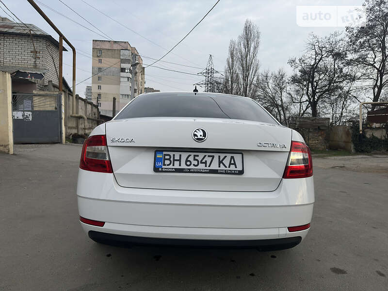 Лифтбек Skoda Octavia 2019 в Одессе