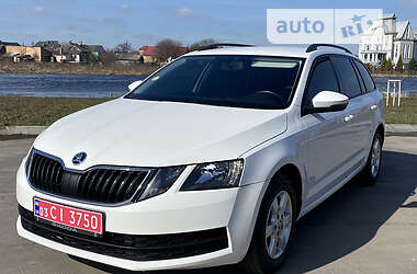 Универсал Skoda Octavia 2018 в 