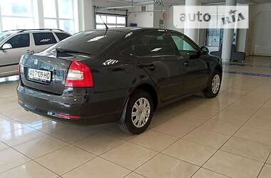 Лифтбек Skoda Octavia 2011 в Кропивницком