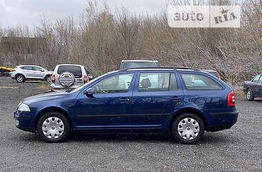 Универсал Skoda Octavia 2005 в Гнивани