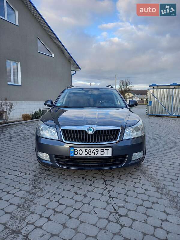 Універсал Skoda Octavia 2012 в Тернополі