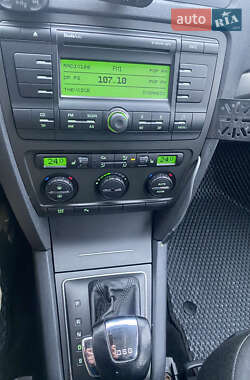 Универсал Skoda Octavia 2007 в Звягеле
