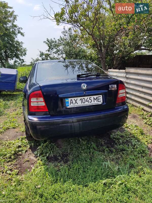 Ліфтбек Skoda Octavia 2001 в Карлівці