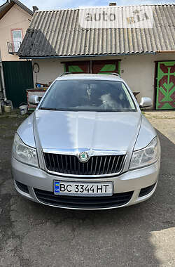 Універсал Skoda Octavia 2009 в Львові