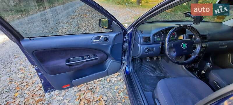 Ліфтбек Skoda Octavia 2001 в Львові