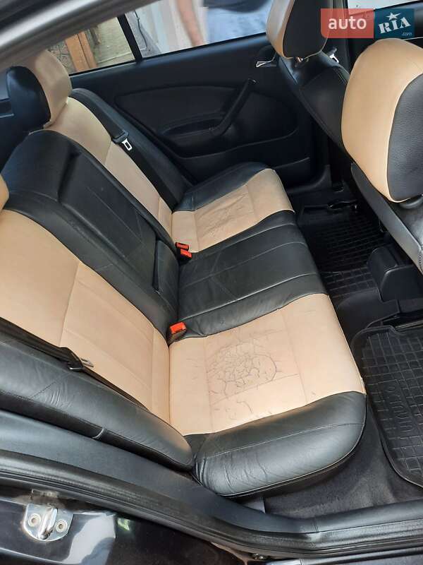 Ліфтбек Skoda Octavia 2003 в Кременчуці