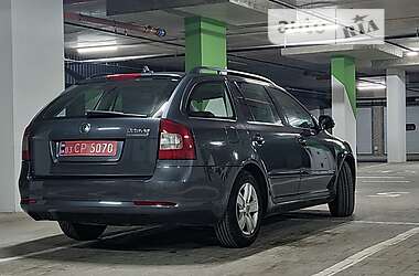 Універсал Skoda Octavia 2010 в 