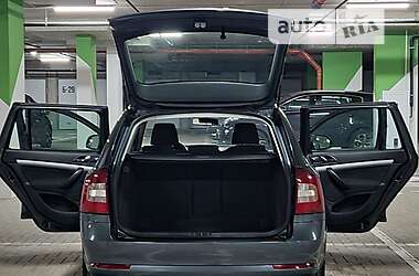 Універсал Skoda Octavia 2010 в 