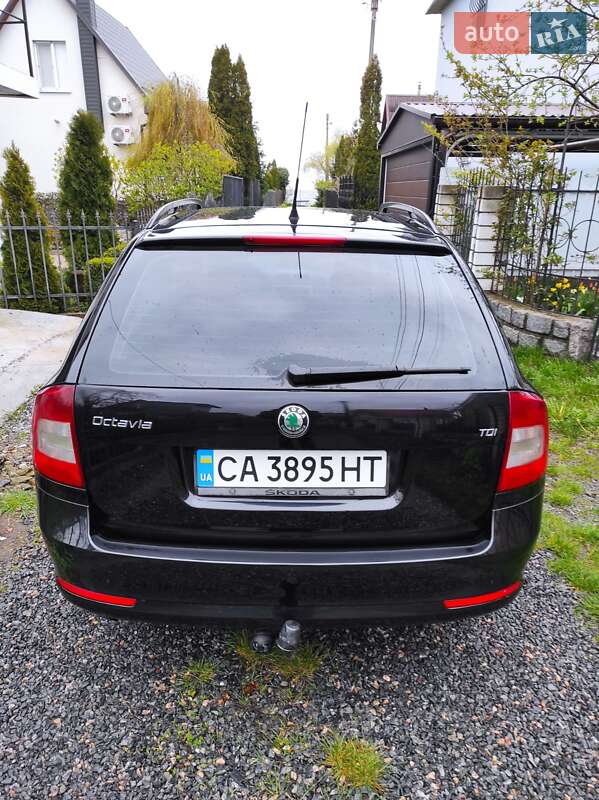Универсал Skoda Octavia 2011 в Черкассах