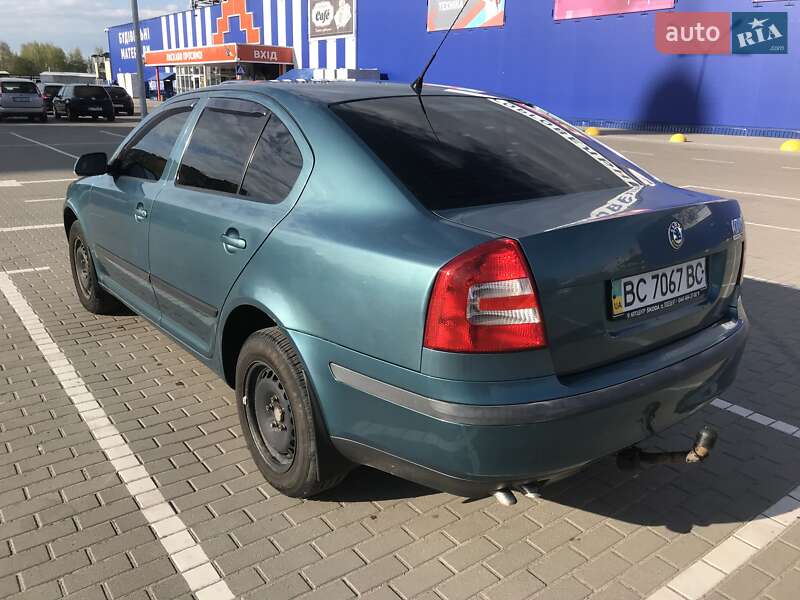 Лифтбек Skoda Octavia 2005 в Сокале