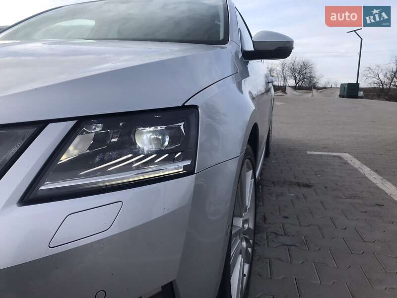 Універсал Skoda Octavia 2017 в Радехові